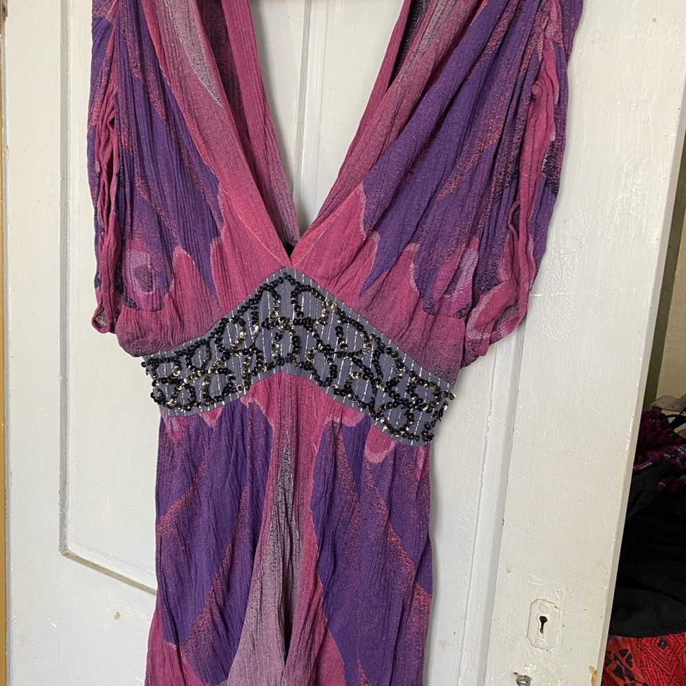 Amazing NWT medium tunic top Free People V neck - multi colored beaded waist